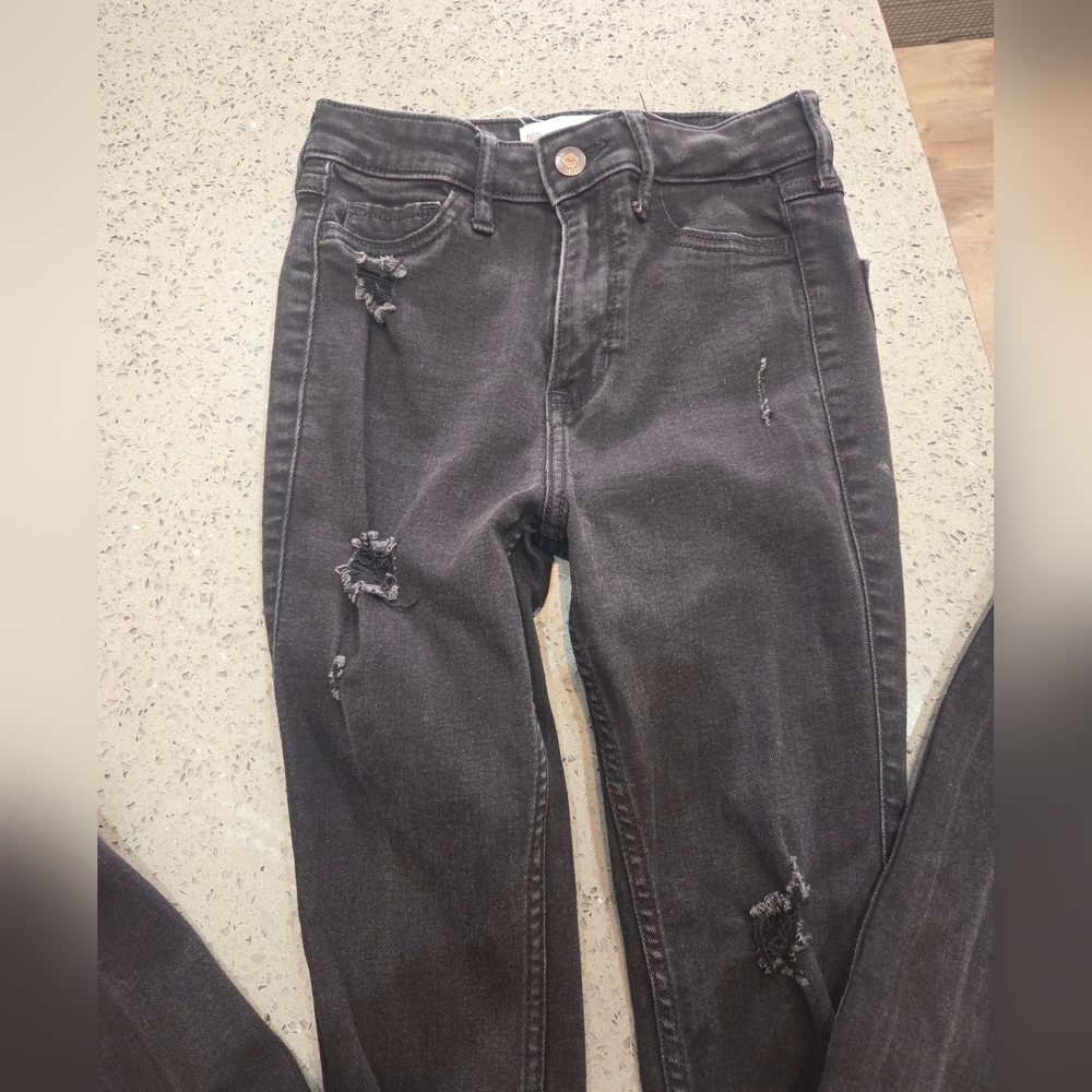 Hollister Distressed Gray Women's Jeans